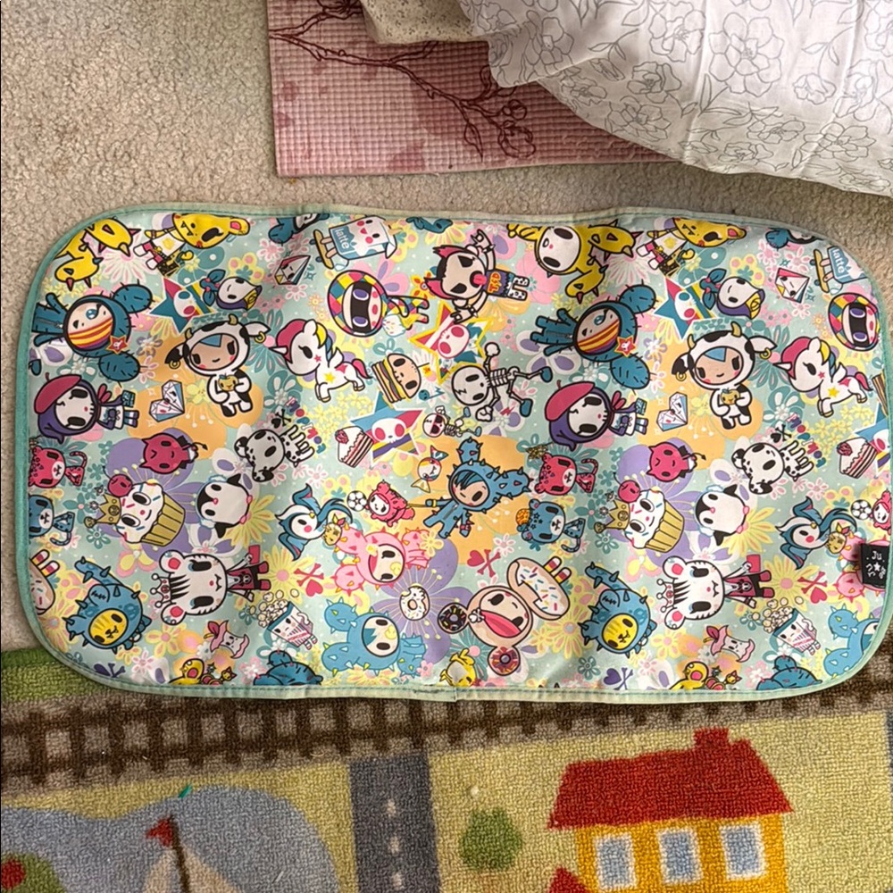 Ju Ju Be & tokidoki mat